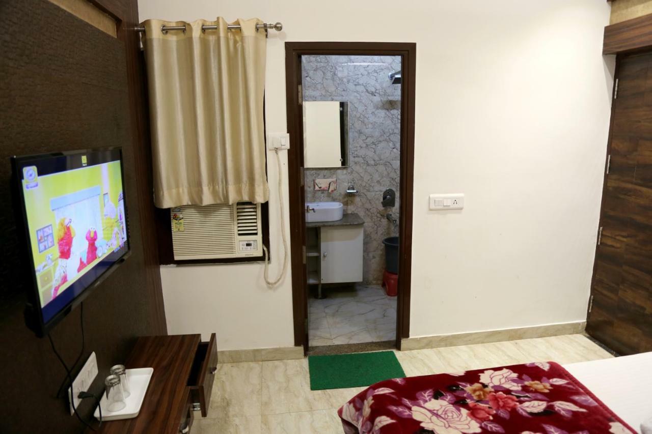 Shree Anand Dham Hotel Vrindāvan Exterior foto